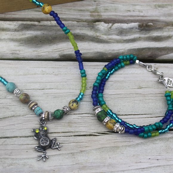 BOHO Peace Frog Necklace Bracelet Set Hand Made Be - Picture 1 of 3